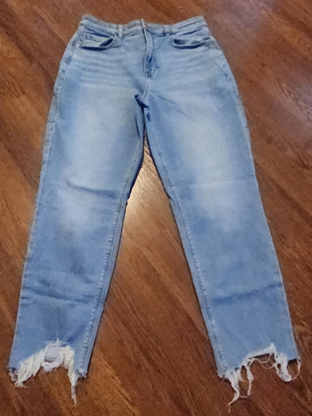 American Eagle Light Blue Women's Distressed High-Waist Mom Jeans
